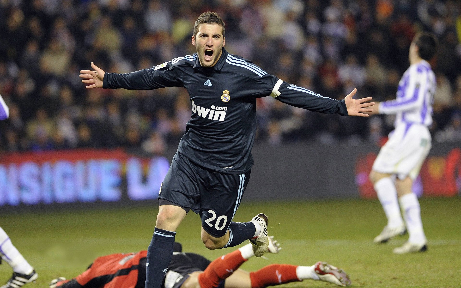 九游网-弗拉门戈球员配合默契提升，弗拉门戈比赛视频